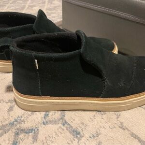 Toms Dark Black Suede Ankle Booties with Cream Sole